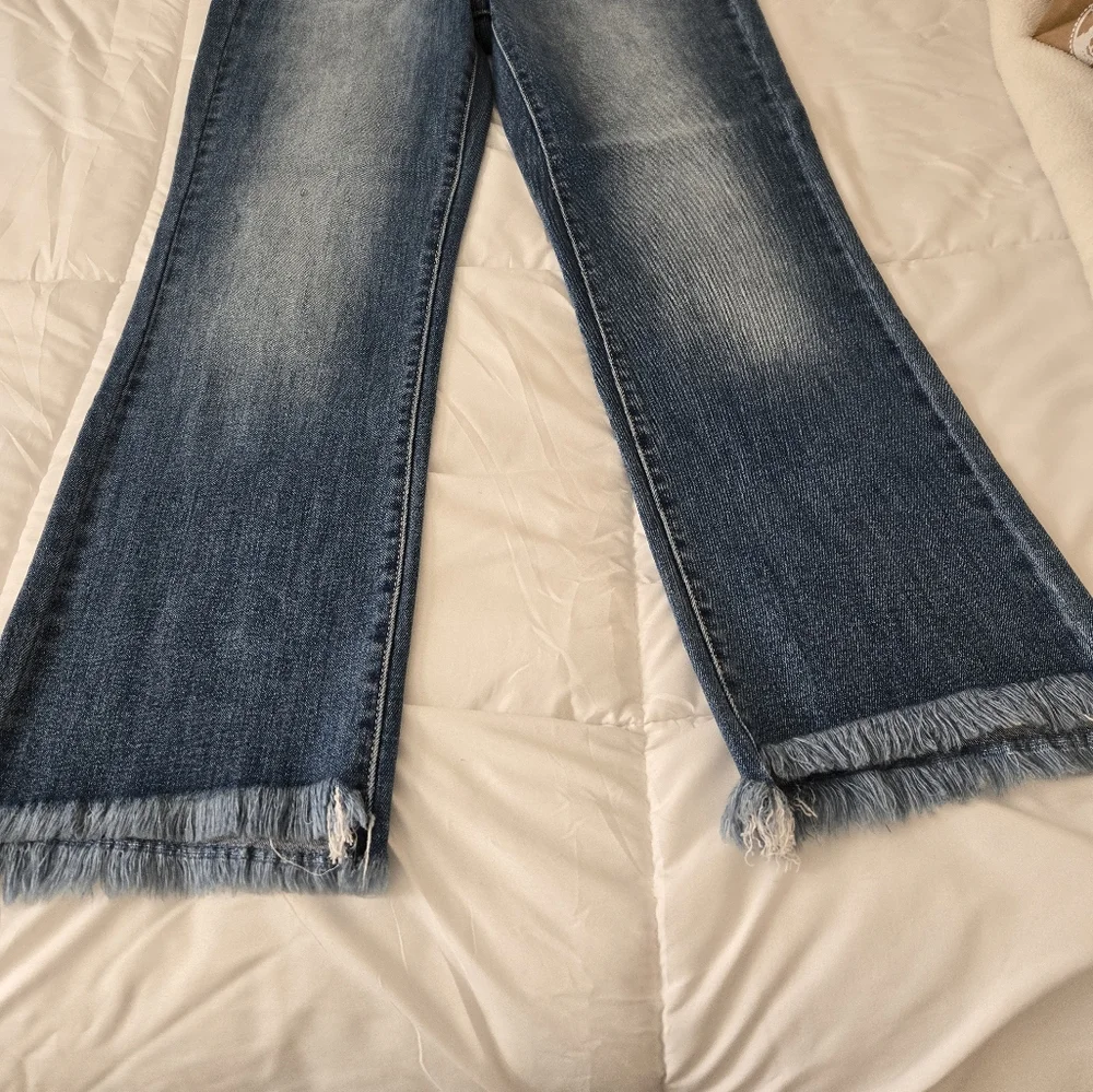 NWT Risen crop flare fringe hem - Picture 5 of 5